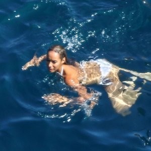 Celebrity Naked Leona Lewis 029 pic