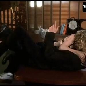 Celebrity Nude Pic Leslie Mann 020 pic