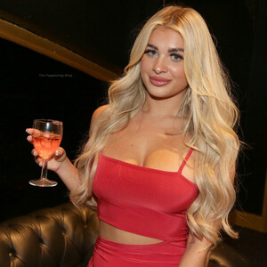 Nude Celeb Liberty Poole 031 pic