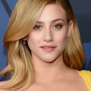 Real Celebrity Nude Lili Reinhart 010 pic