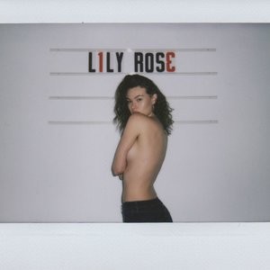 Leaked Celebrity Pic Lily Rose Cameron 007 pic
