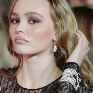 Nude Celeb Pic Lily-Rose Depp 051 pic