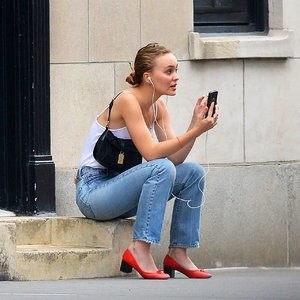 Nude Celeb Pic Lily-Rose Depp 005 pic