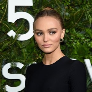 Real Celebrity Nude Lily-Rose Depp 046 pic