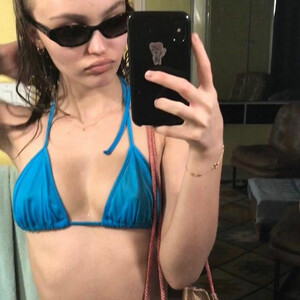 Leaked Lily-Rose Depp 095 pic