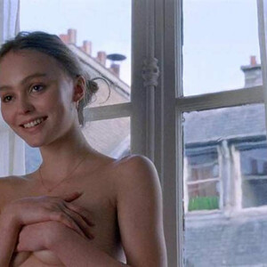 celeb nude Lily-Rose Depp 110 pic