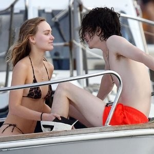Nude Celeb Pic Lily-Rose Depp 008 pic