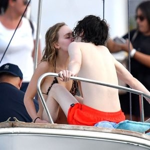 Leaked Celebrity Pic Lily-Rose Depp 024 pic