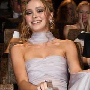 Leaked Celebrity Pic Lily-Rose Depp 062 pic