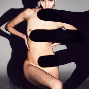 Famous Nude Lina Lorenza 009 pic