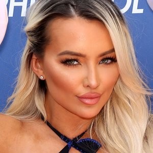Leaked Celebrity Pic Lindsey Pelas 024 pic