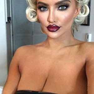 Lindsey Pelas Sexy (44 Photos + Video) - Leaked Nudes