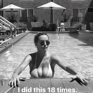 Celeb Nude Lindsey Pelas 002 pic
