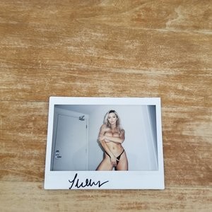 Naked celebrity picture Lindsey Pelas 002 pic