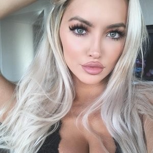 Nude Celebrity Picture Lindsey Pelas 031 pic