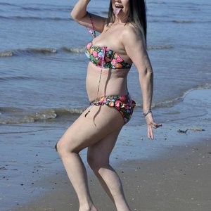 Celebrity Nude Pic Lisa Appleton 011 pic