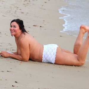 Celebrity Naked Lisa Appleton 015 pic