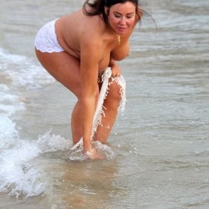 Naked Celebrity Lisa Appleton 041 pic