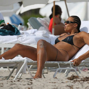 Best Celebrity Nude Liz Cambage 039 pic