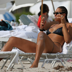 Celeb Nude Liz Cambage 042 pic