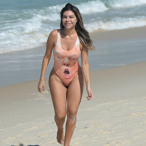 Liziane Gutierrez Stuns on the Beach in Brazil (35 Photos) - Leaked Nudes