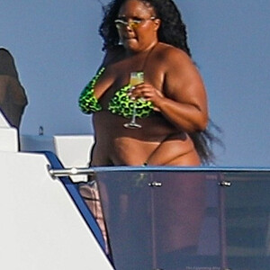 Leaked Celebrity Pic Lizzo 031 pic