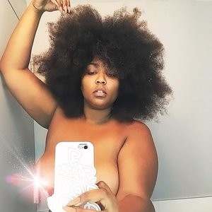 Newest Celebrity Nude Lizzo 180 pic