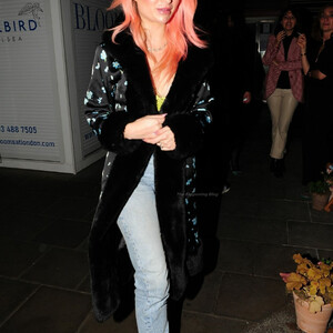 celeb nude Lottie Moss 010 pic