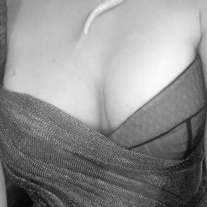 Free nude Celebrity Lottie Moss 061 pic