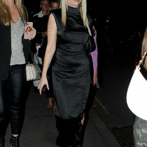 Celeb Naked Lottie Moss 039 pic