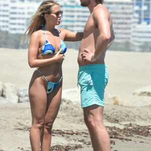 Celeb Nude Lottie Tomlinson 027 pic