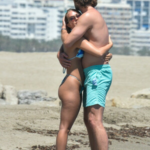 Free nude Celebrity Lottie Tomlinson 029 pic