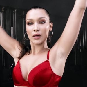 Naked celebrity picture Bella Hadid 012 pic