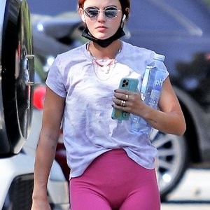 Lucy Hale Shows Off Her New Hair Color while Out for a Hike (29 Photos) – Leaked Nudes