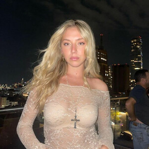 Nude Celeb Pic Luna Montana 030 pic