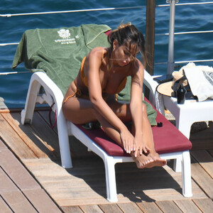 Free Nude Celeb Madalina Diana Ghenea 032 pic