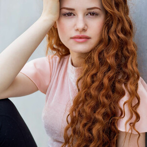 Free nude Celebrity Madelaine Petsch 007 pic