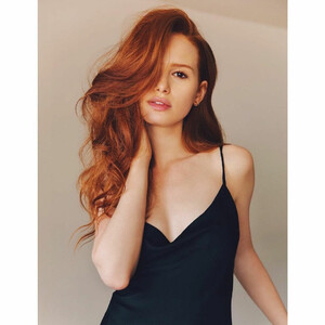 nude celebrities Madelaine Petsch 107 pic