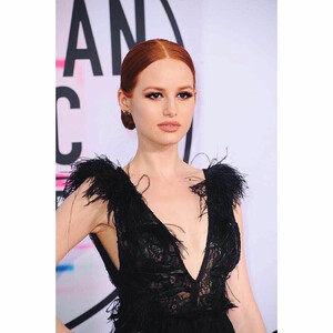 Celeb Naked Madelaine Petsch 113 pic