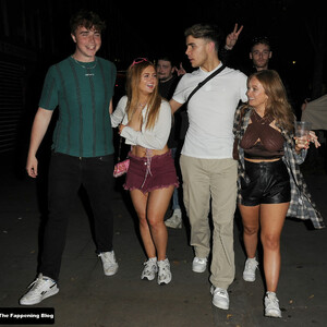Best Celebrity Nude Maisie Smith 006 pic