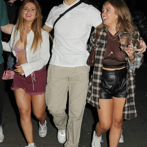Free Nude Celeb Maisie Smith 015 pic