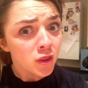 Naked Celebrity Pic Maisie Williams 021 pic