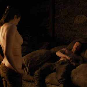 Hot Naked Celeb Maisie Williams 043 pic