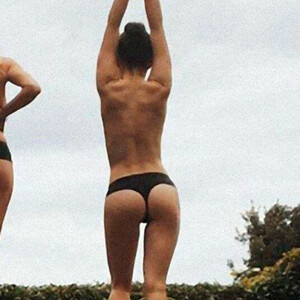 Celebrity Nude Pic Maisie Williams 062 pic