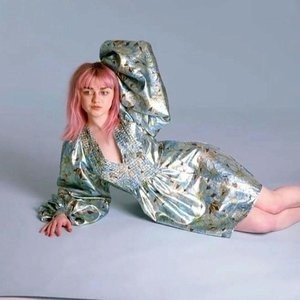 Leaked Celebrity Pic Maisie Williams 018 pic