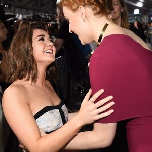 Maisie Williams & Sophie Turner Sexy (3 Photos) - Leaked Nudes