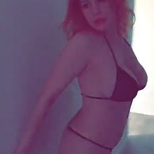 Celebrity Nude Pic Maitland Ward 010 pic