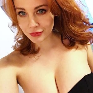 Naked celebrity picture Maitland Ward 005 pic