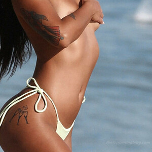 Free nude Celebrity Maria Gomez 112 pic