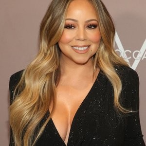 Naked Celebrity Mariah Carey 041 pic